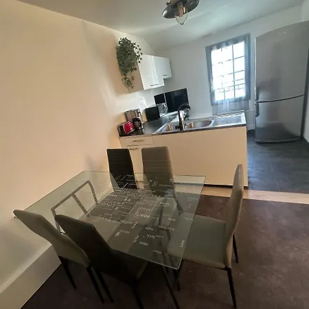Apartment Centre-ville F3 Confort Beaumont-sur-Oise